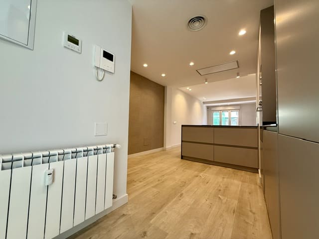 PISO_VENTA_CALLE_INFANTA_MARIA_TERESA_MADRID (12)